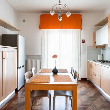 Roomy Family By Wonderful Italy *